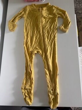 Kyte BABY Yellow Footie